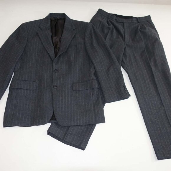 Brooks Brothers Men's Pinstripe Stretch Flannel 2 Button Suit 38 Short 32 x 27.5 - Picture 1 of 14